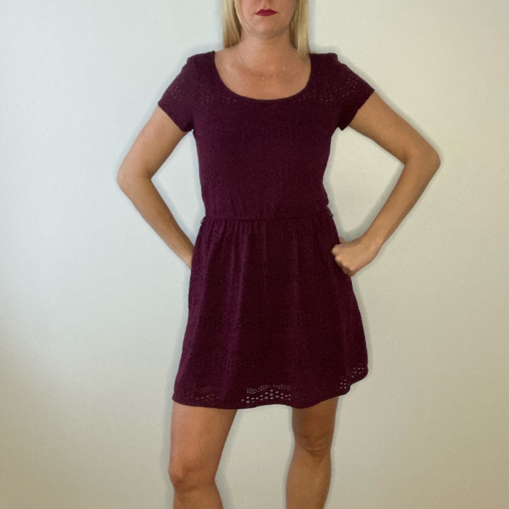 Cute Eyelet Dress size M DarkPurple